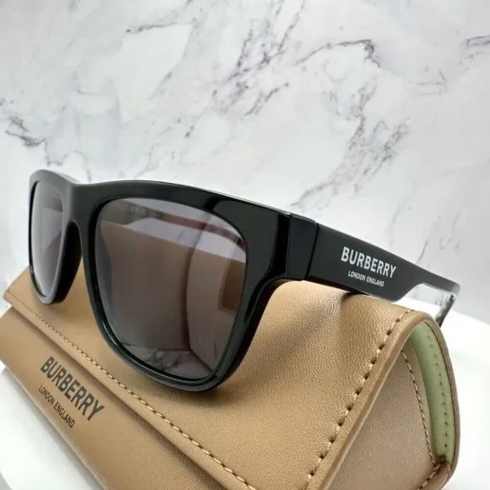 Burberry Sunglasses Black Polarized Square White Logo Solid Checkered Interior